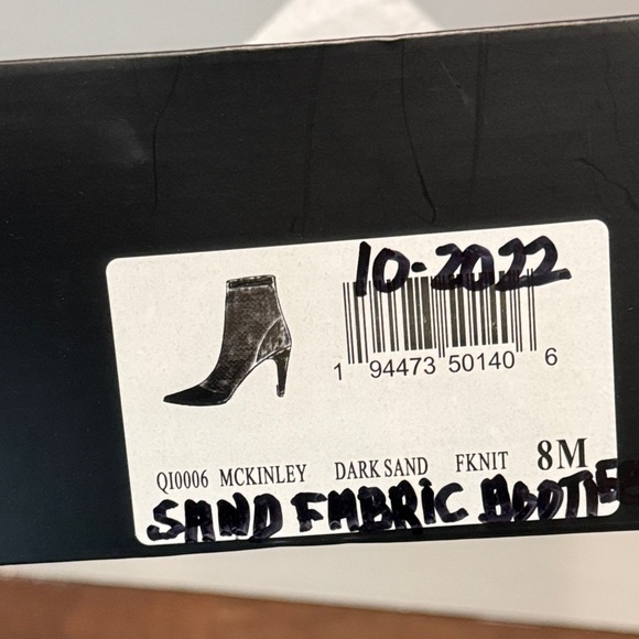 NWT MIA Women’s Tan Ankle Knit Boots Size 8 - Picture 7 of 7